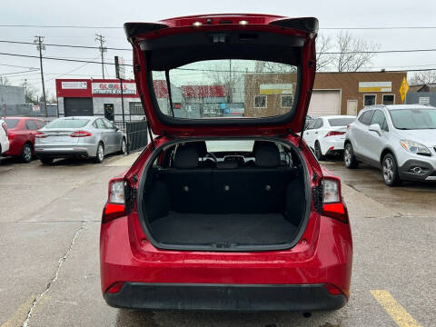 2019 Toyota Prius LE AWD-e