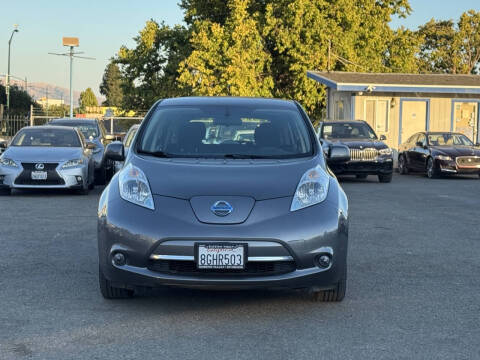 2017 Nissan LEAF S