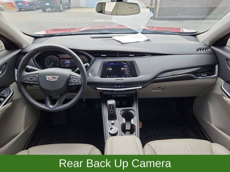 2019 Cadillac XT4 Premium Luxury