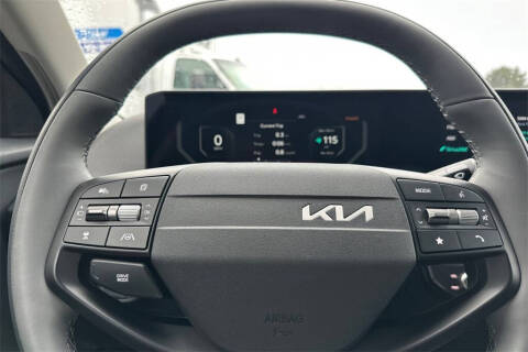 2025 Kia EV6 Wind