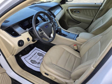 2014 Ford Taurus SEL