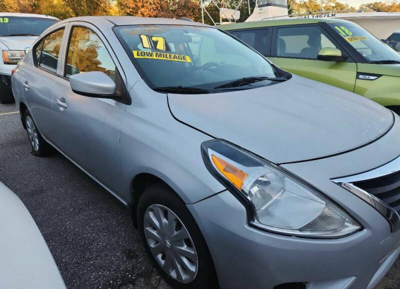 2017 Nissan Versa