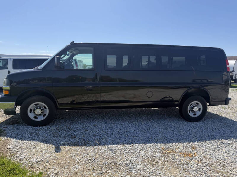 2017 Chevrolet Express LT 3500