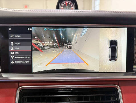 2018 Porsche Panamera 4