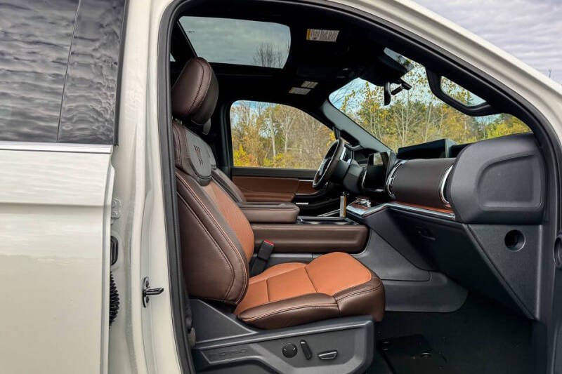 2025 Ford Expedition King Ranch