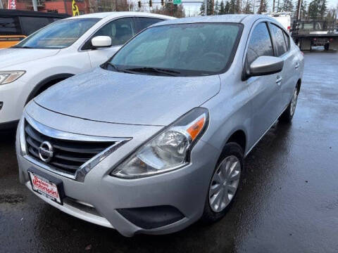 2019 Nissan Versa S Plus