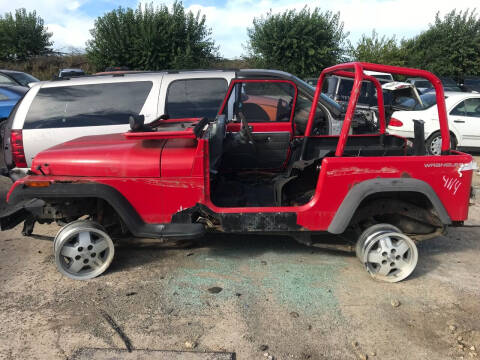 1994 Jeep Wrangler for sale at CARZ R US 1 in Armington IL