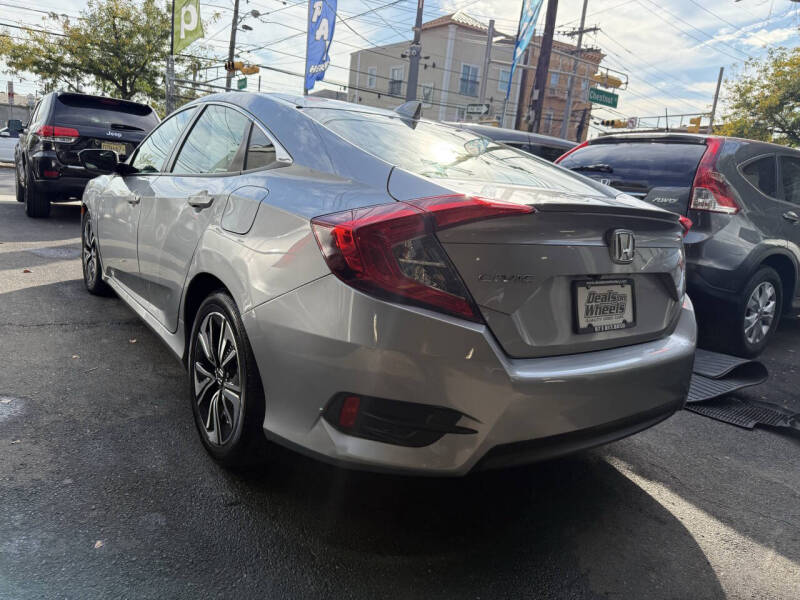 2018 Honda Civic EX-L