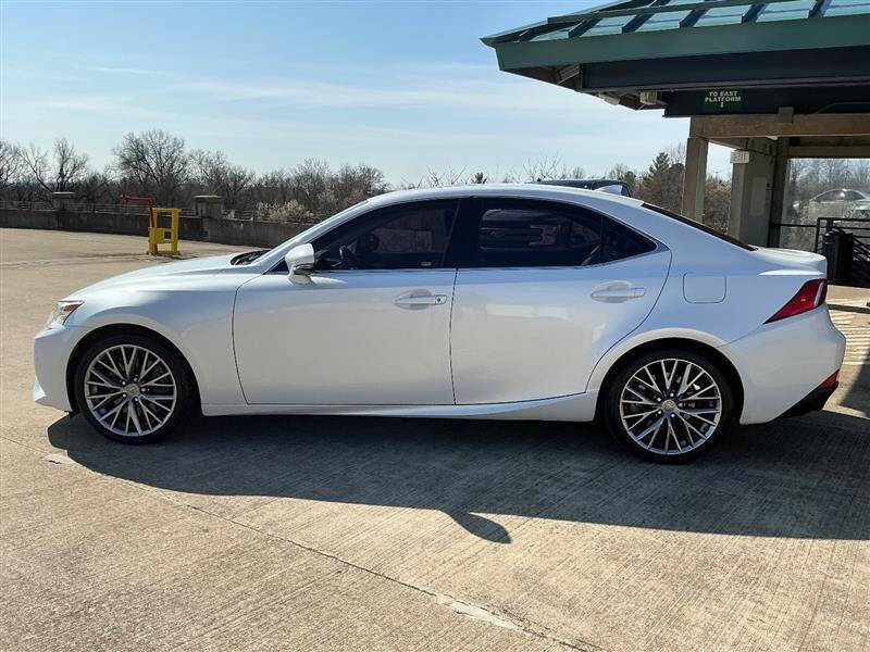 2016 Lexus IS 200t