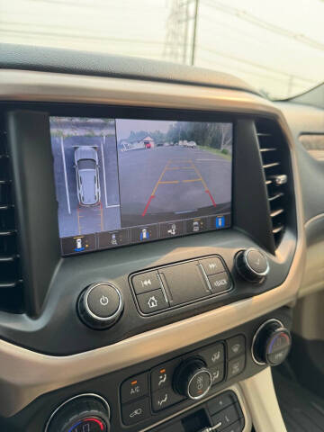 2021 GMC Acadia Denali