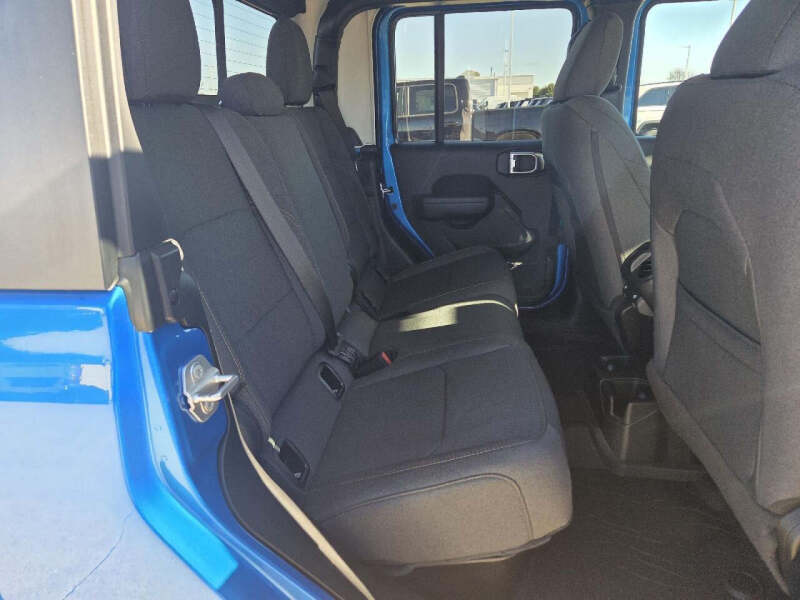 2026 Jeep Gladiator Willys