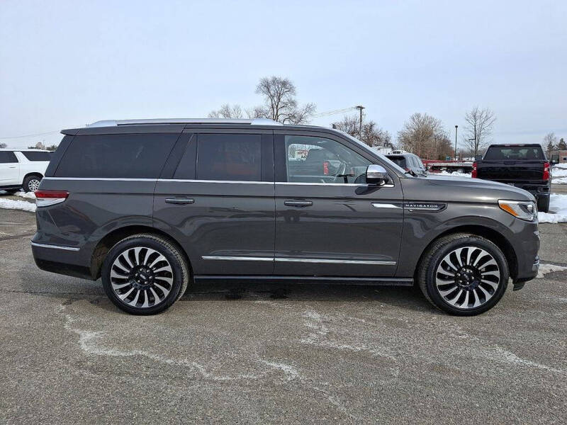 2023 Lincoln Navigator Black Label