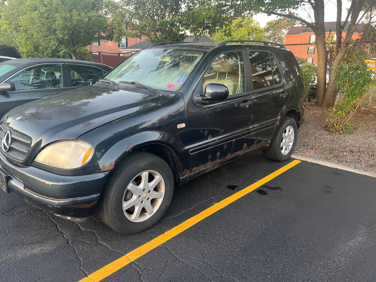 2001 Mercedes-Benz M-Class for sale at Villa Park Cars in Oakbrook Terrace , IL