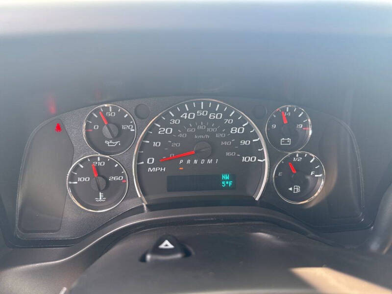 2025 Chevrolet Express 3500