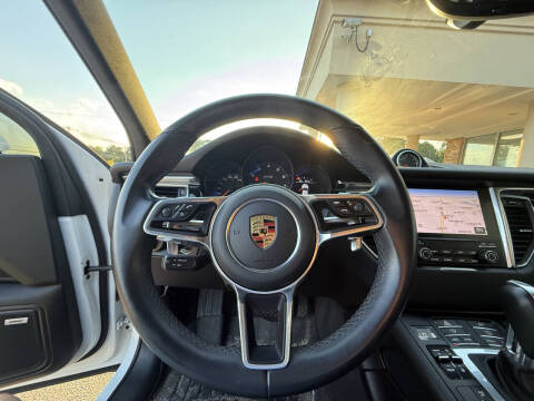 2017 Porsche Macan GTS