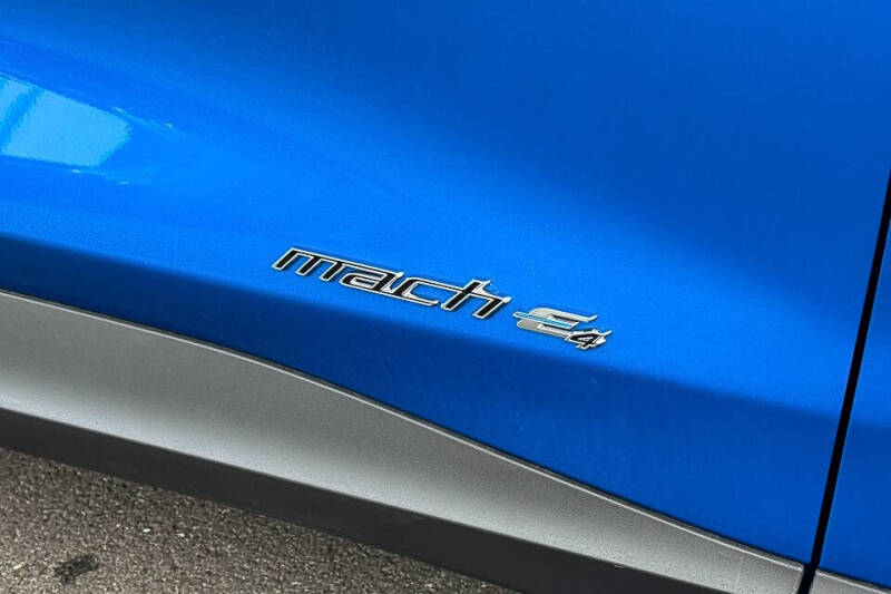 2025 Ford Mustang Mach-E Premium