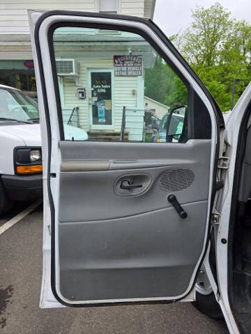 2005 Ford E-Series E-350 SD