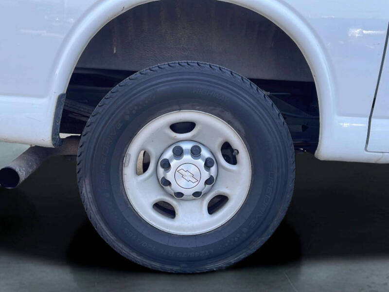 2017 Chevrolet Express 2500