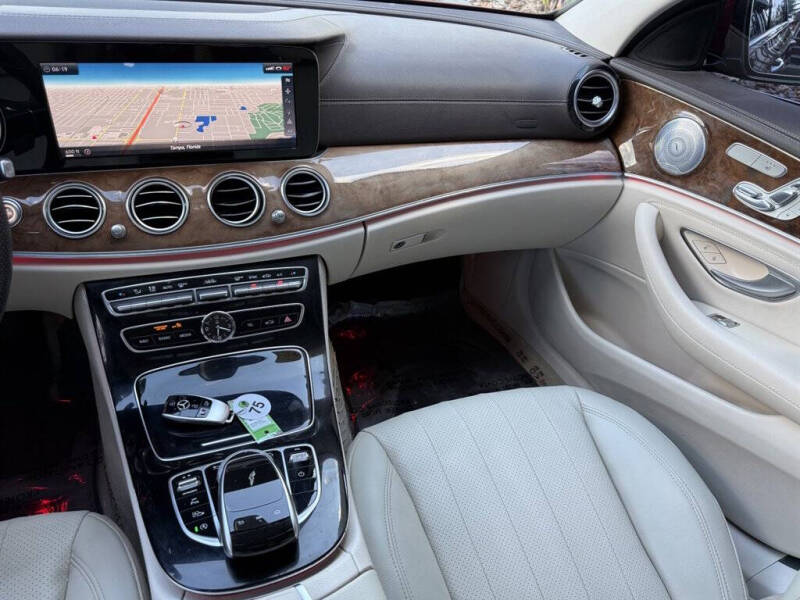 2017 Mercedes-Benz E-Class E 300 4MATIC