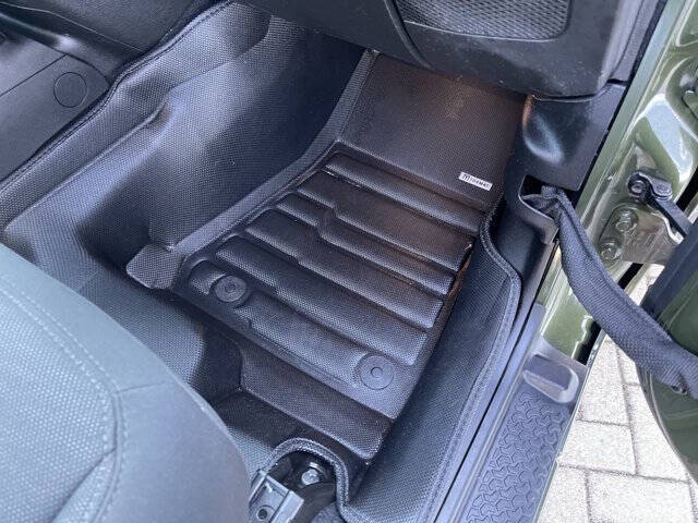 2021 Jeep Gladiator Willys