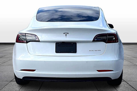 2022 Tesla Model 3 Long Range