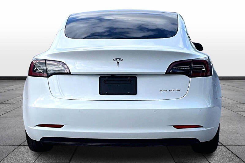 2022 Tesla Model 3 Long Range