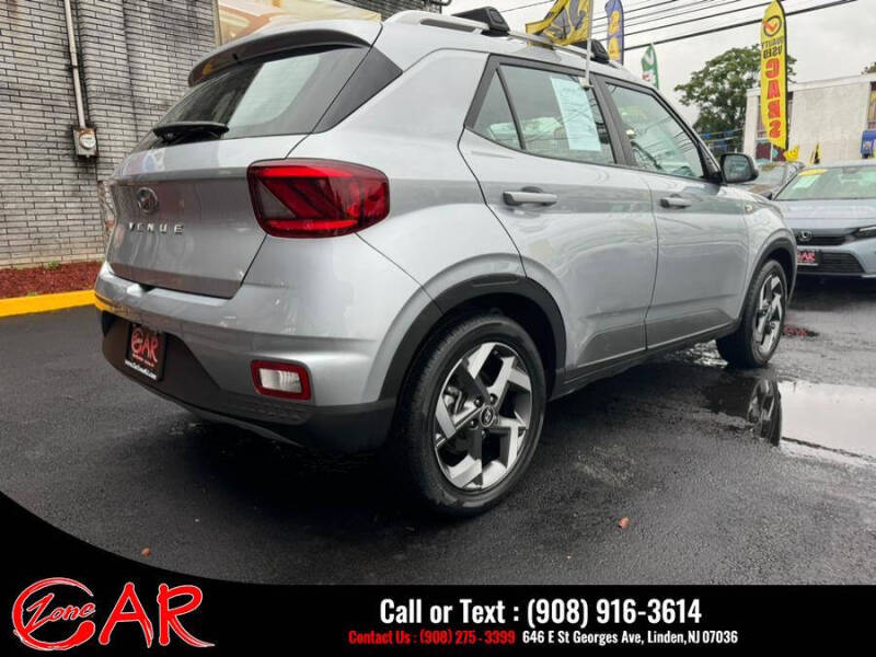 2021 Hyundai Venue SEL