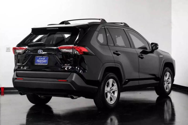 2019 Toyota RAV4 Hybrid XLE