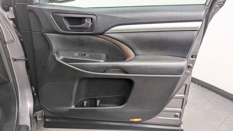 2018 Toyota Highlander LE Plus