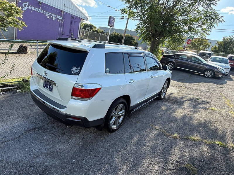2013 Toyota Highlander Limited