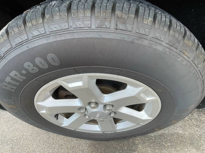 2016 GMC Acadia SLE-2