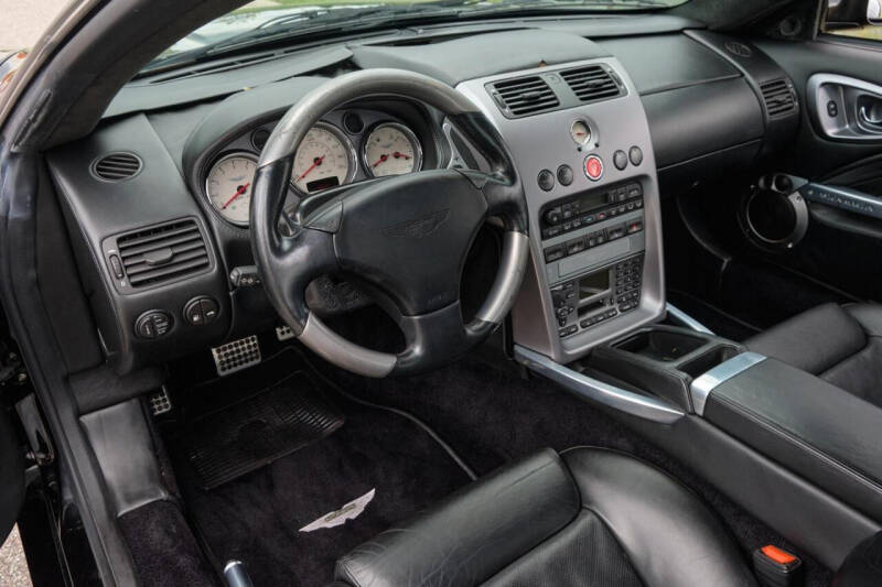 2003 Aston Martin V12 Vanquish