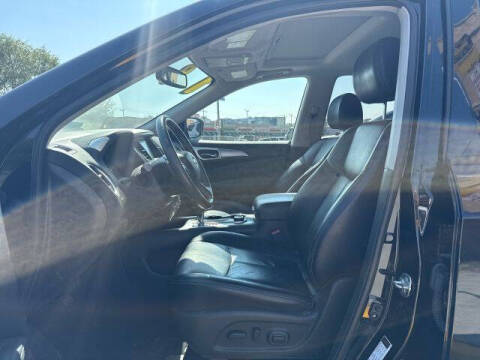 2018 Nissan Pathfinder SL