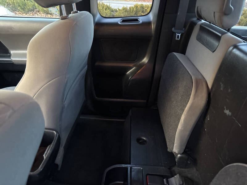 2016 Toyota Tacoma SR5