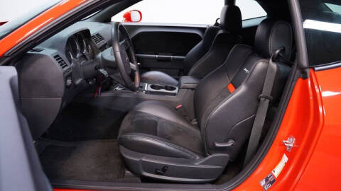 2008 Dodge Challenger SRT8