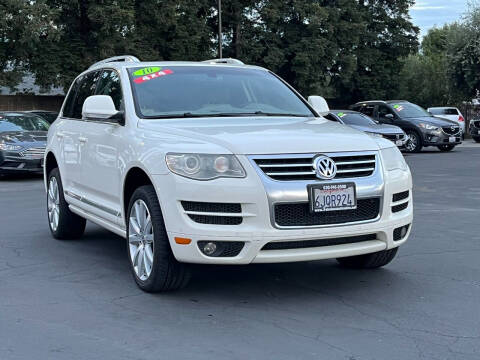2010 Volkswagen Touareg for sale at FABULOUS AUTO SALES in Davis CA