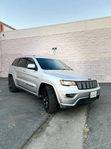 2018 Jeep Grand Cherokee Altitude