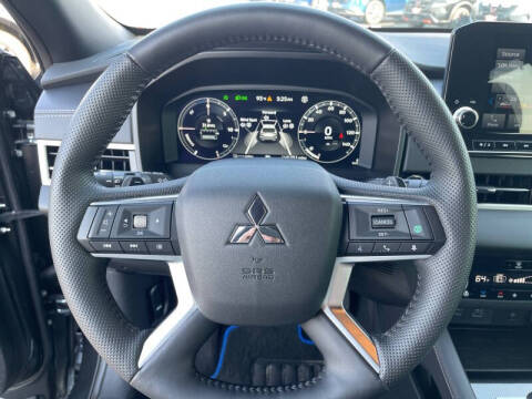 2025 Mitsubishi Outlander PHEV SEL Black Edition