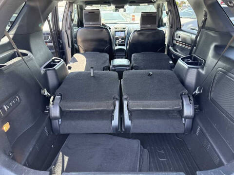 2017 Ford Explorer Platinum