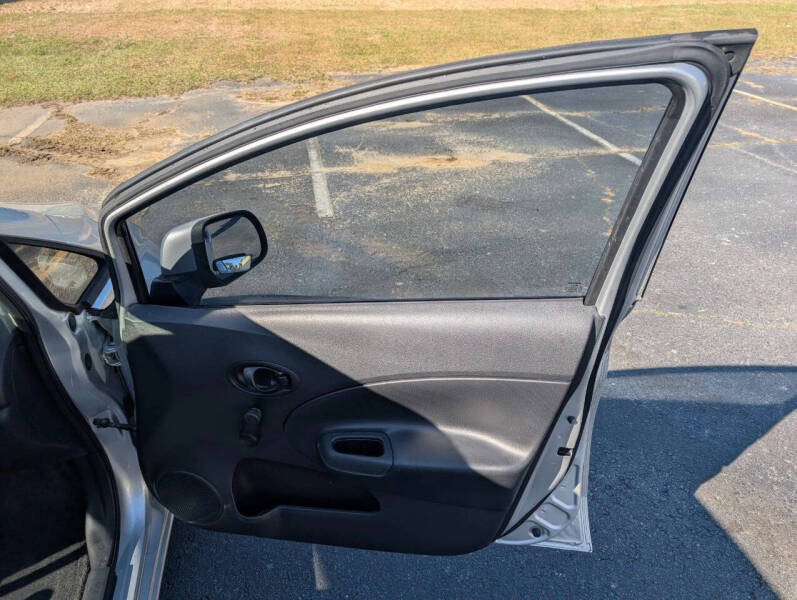 2014 Nissan Versa Note S Plus