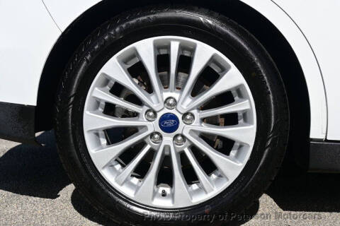 2017 Ford C-MAX Hybrid SE