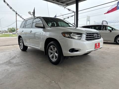 2010 Toyota Highlander for sale at Car World Center in Victoria TX