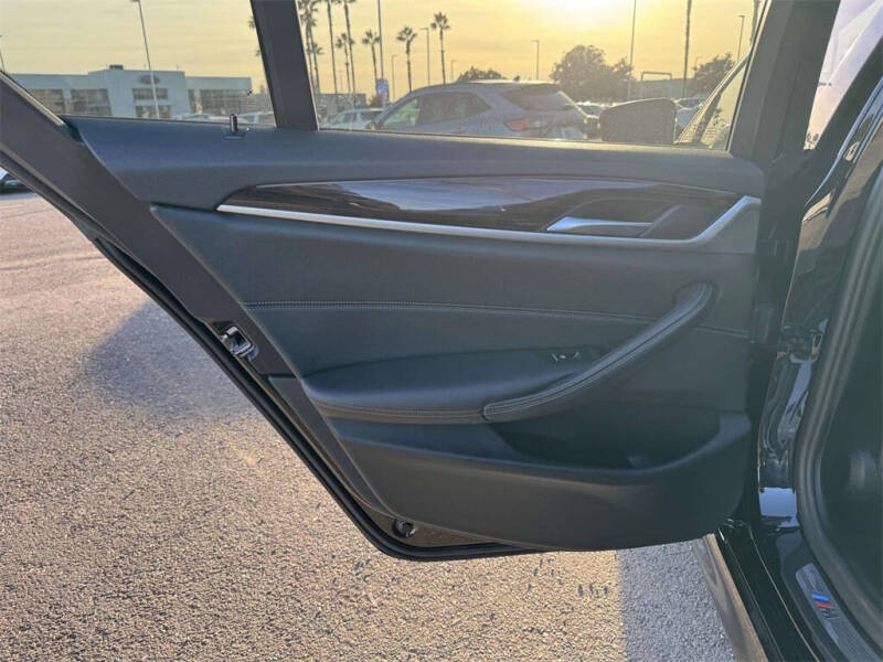 2023 BMW 5 Series 540i