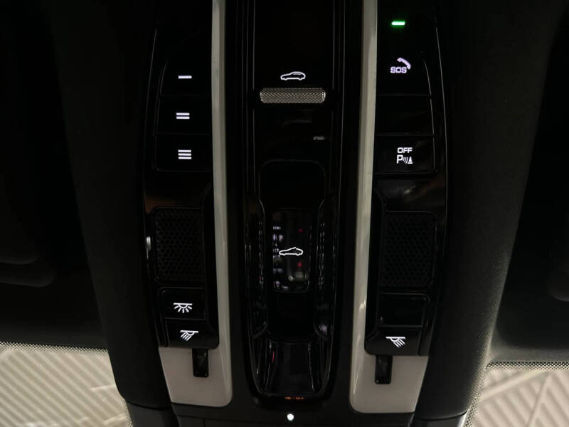 2022 Porsche Cayenne
