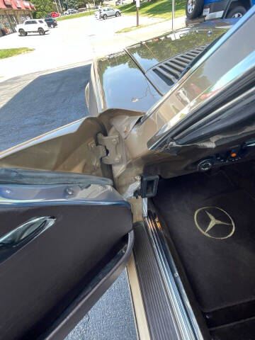 1985 Mercedes-Benz 380-Class 380 SL