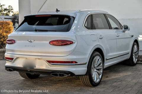 2024 Bentley Bentayga Azure V8