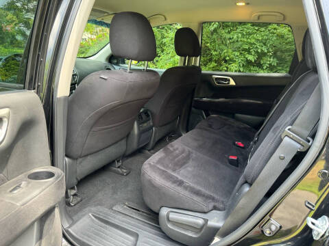 2014 Nissan Pathfinder SV