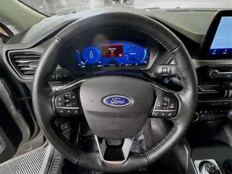 2021 Ford Escape Titanium