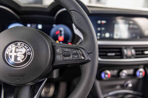 2025 Alfa Romeo Stelvio