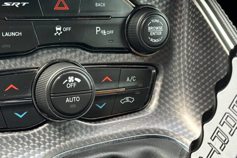 2015 Dodge Challenger SRT Hellcat